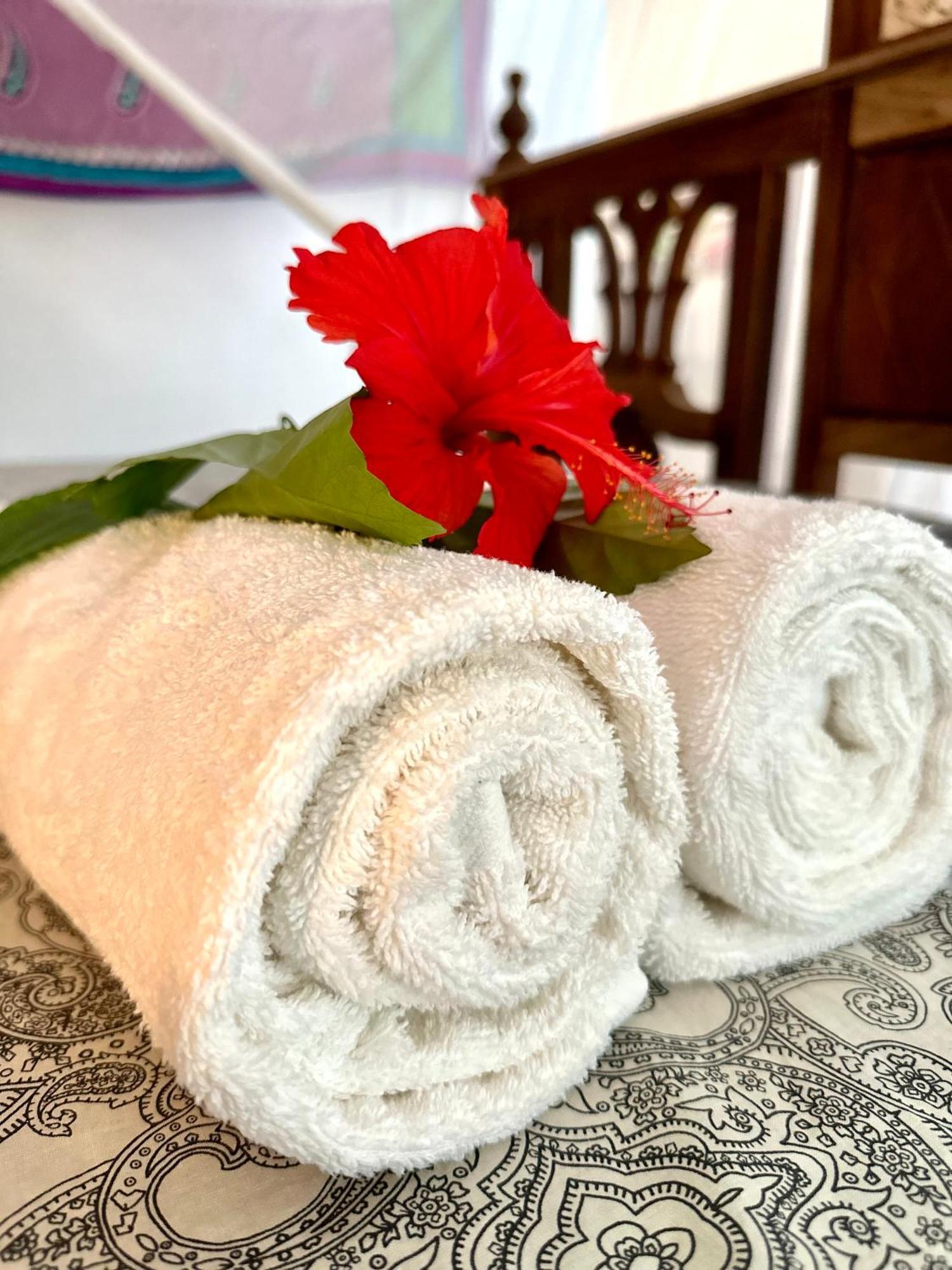 Bed & Breakfast Retreat *